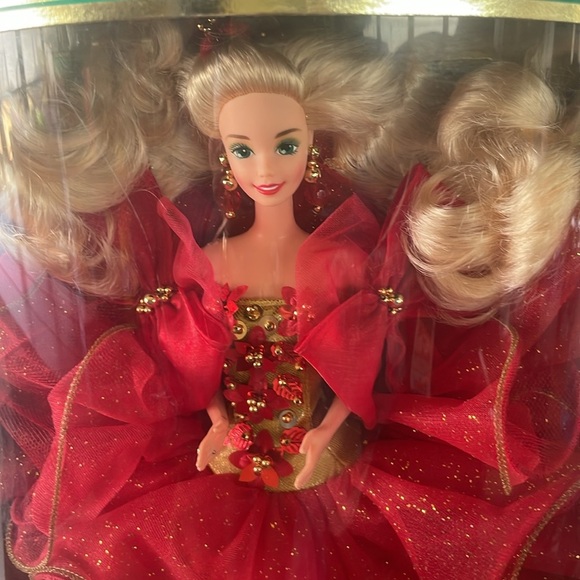 1993 Holiday Barbie NIB Mint Condition - Picture 2 of 16